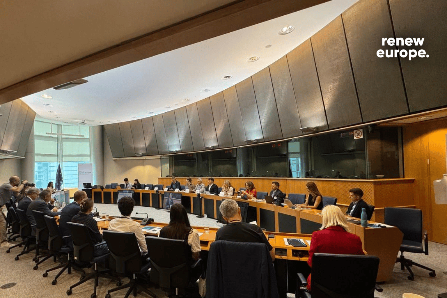 High-Level Roundtable on European Competitiveness and the Management Quality impact | European Parliament, 1 July 