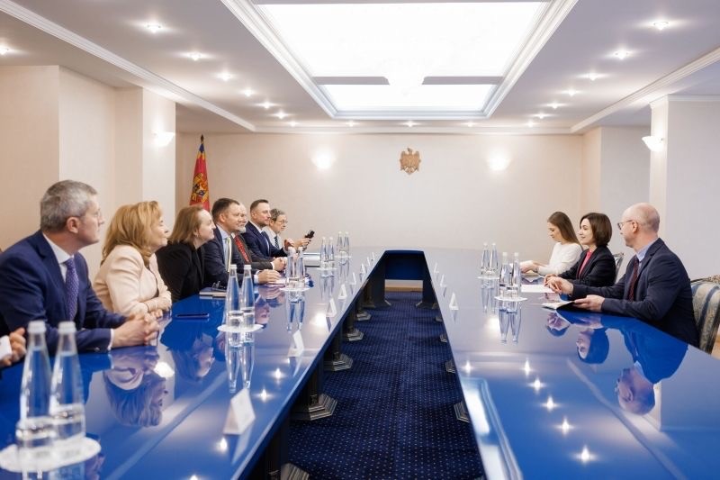 Apel comun pentru deschiderea negocierilor de aderare a Republicii Moldova